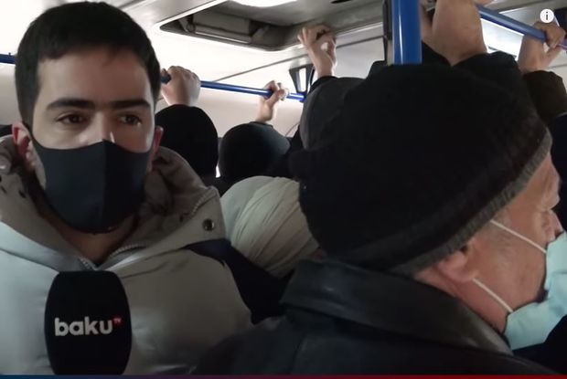 Bakıda avtobuslarda dəhşətli sıxlıq - VİDEO