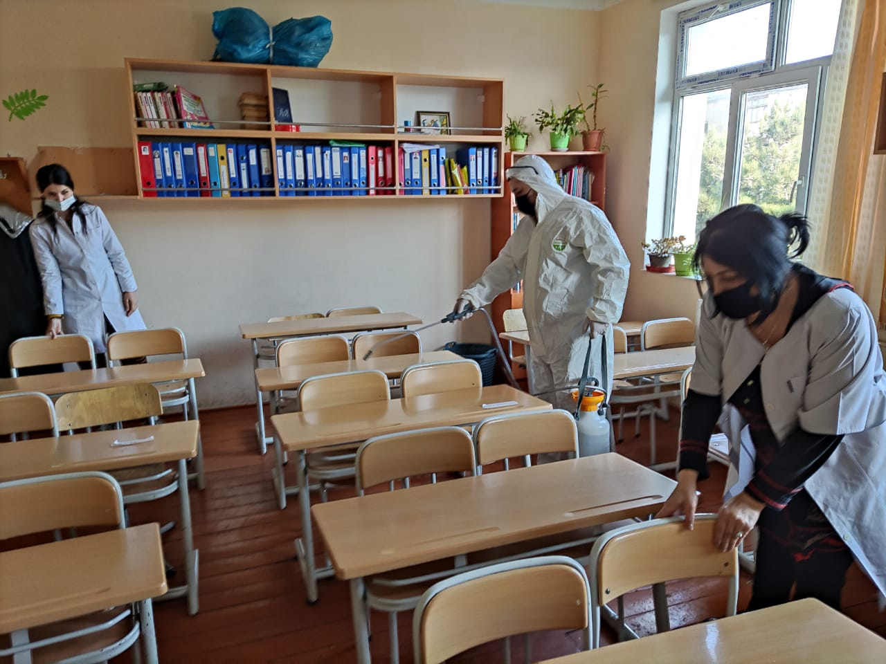Bakıda daha bir məktəb koronavirusa görə bağlandı