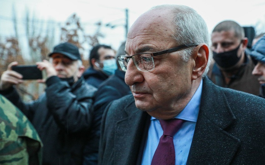 Müxalifət Paşinyanın konsultasiya çağırışlarına cavab verdi: Sən xainsən