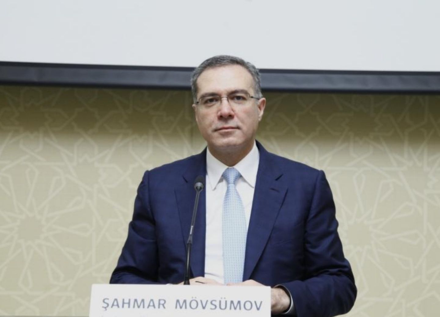 Prezidentin köməkçisindən karantin rejiminin yenidən sərtləşdirilməsi ilə bağlı iddialara CAVAB