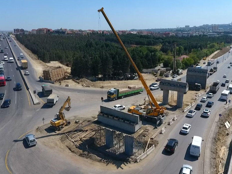 Bu ərazilərdə tıxac aradan qalxacaq - Körpüdə son tamamlama işləri gedir