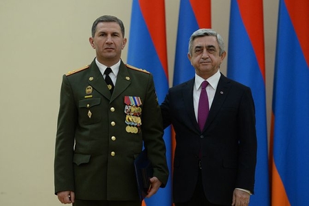Sarkisyanla qiyamçı general Qasparyan arasında sensasion telefon danışığı yayıldı