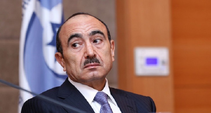 Əli Həsənov iflic oldu, ağzı əyildi