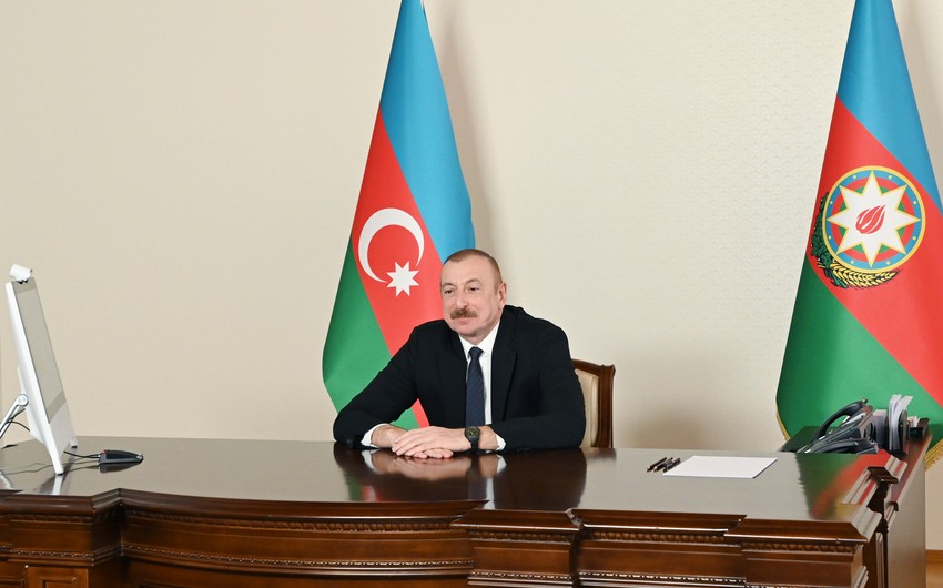 Prezident İqtisadi Əməkdaşlıq Təşkilatının Zirvə toplantısında çıxış edib