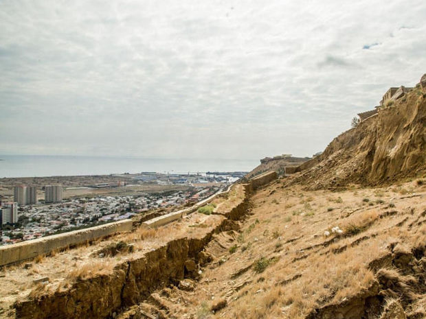 Badamdarda yenidən torpaq sürüşməsi baş verdi