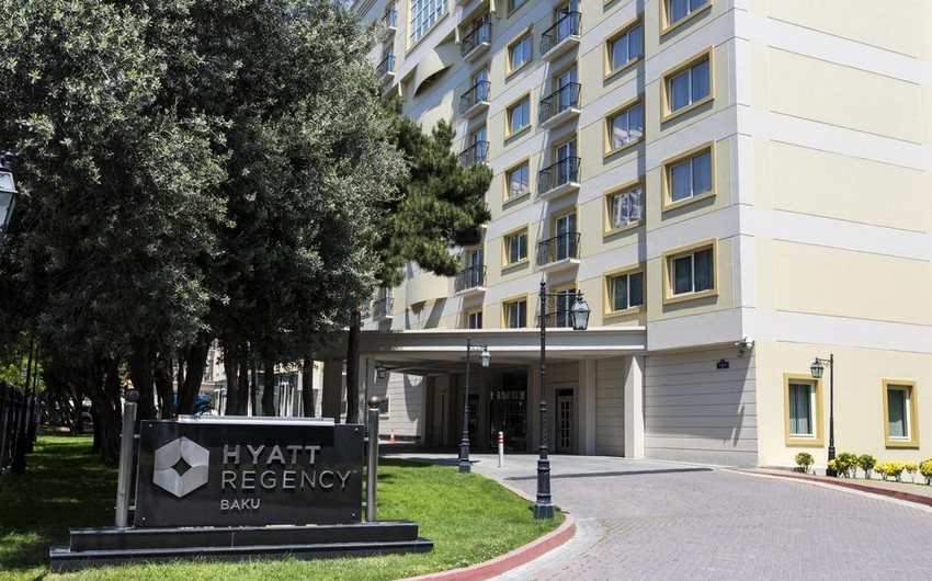 “Hyatt Regency Baku” hotelinin rəhbəri ilə bağlı qərar çıxarıldı