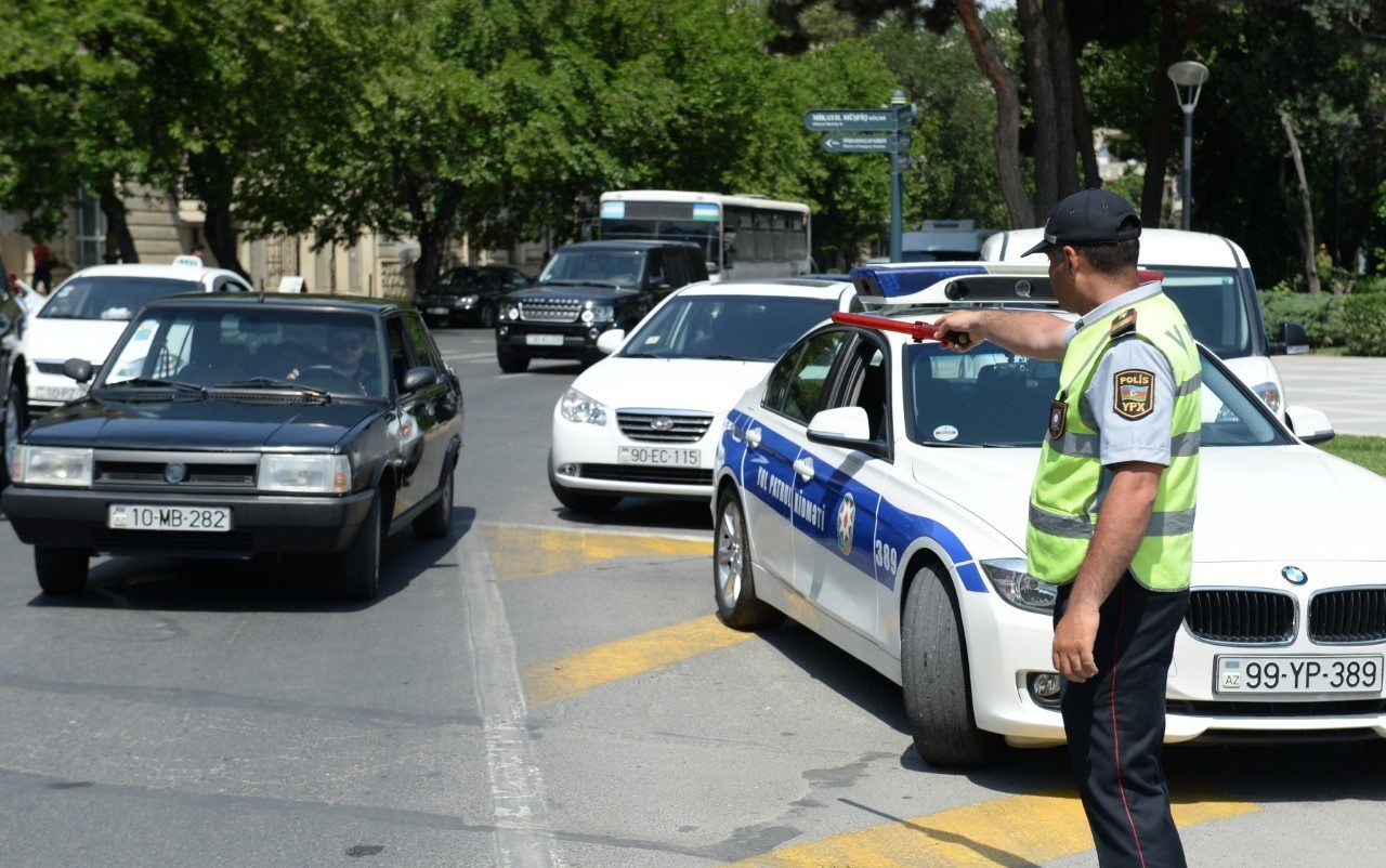 DYP-dən xəbərdarlıq: Lüzumsuz siqnal verən sürücülər cərimələnəcək