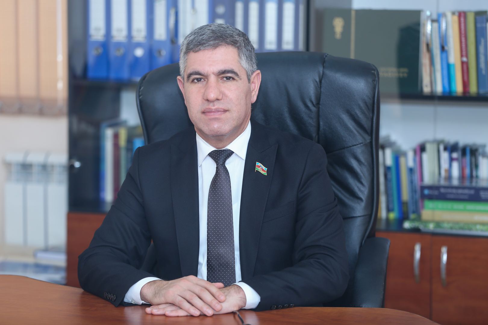 Deputat Azərbaycanda qiymət artımının səbəbini açıqladı