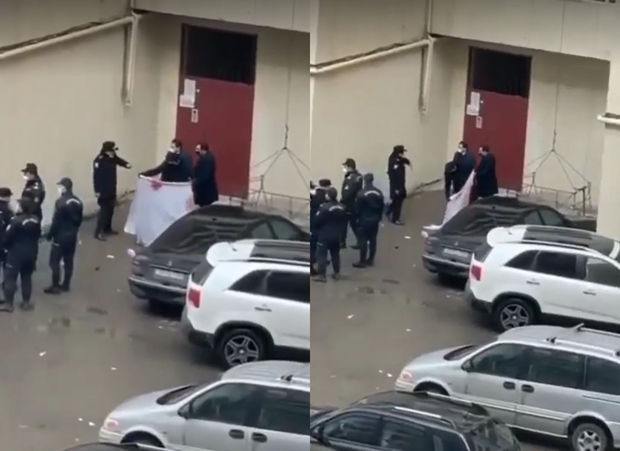 Xırdalanda kişi özünü hündürmərtəbəli binadan ataraq intihar etdi - VİDEO