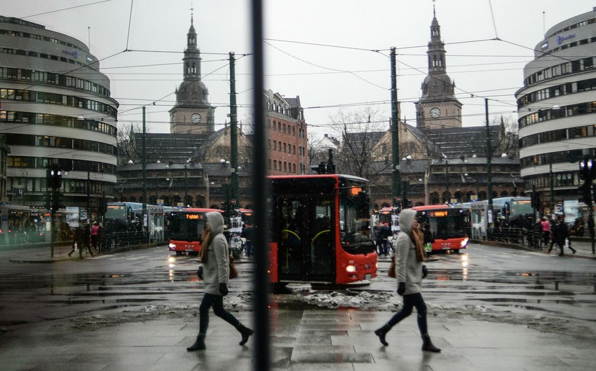 Norveç koronavirusun üçüncü dalğası ilə üzləşdiyini elan etdi