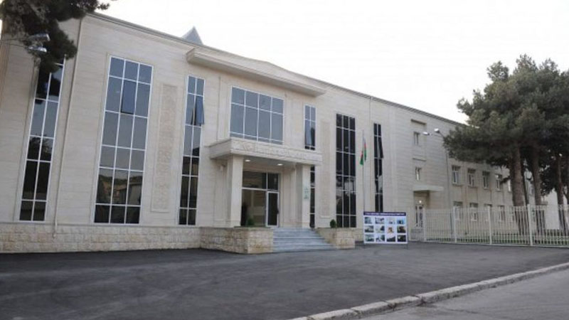 Bakıda daha bir məktəb koronavirusa görə bağlandı