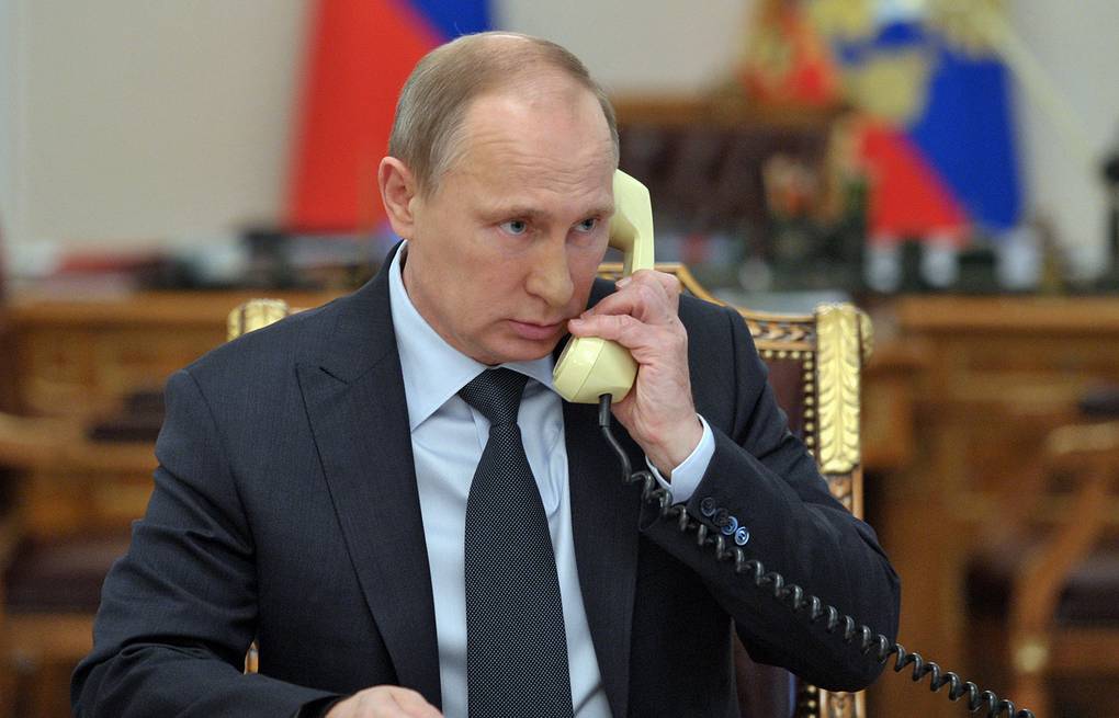 Putin Merkel və Makronla Avropa Birliyini müzakirə etdi