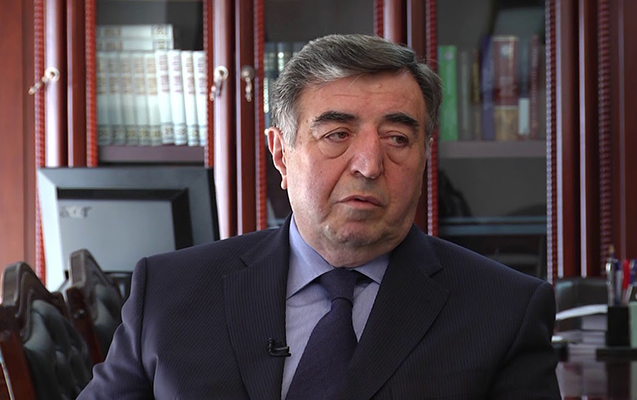 Prezident Əhməd Əhmədzadəni işdən çıxardı - SƏRƏNCAM