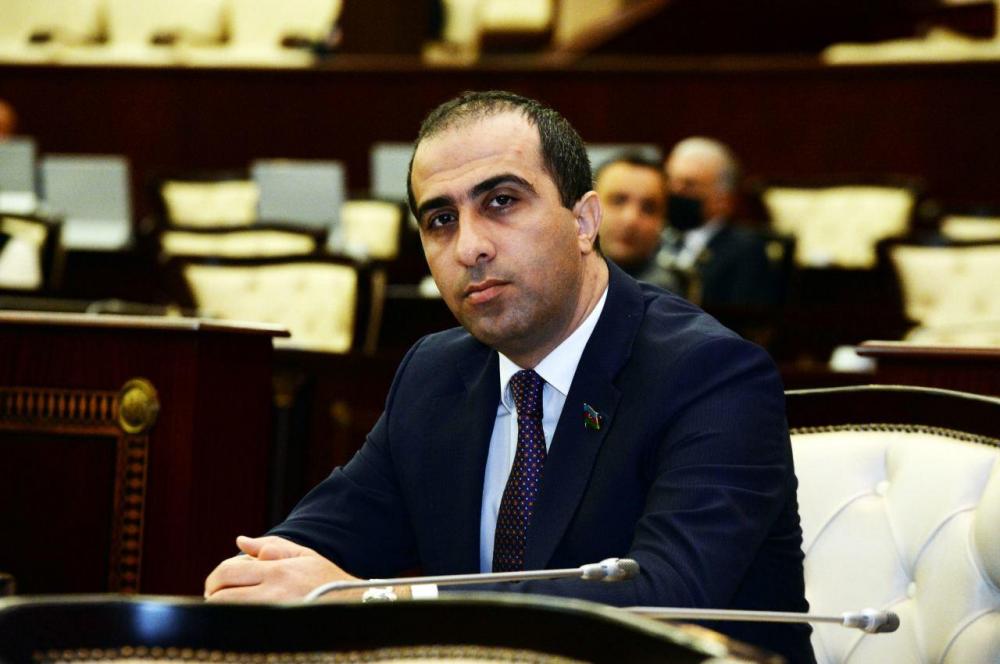 Deputat: "Peyvənd etdirmişəm və heç bir əks-təsirlə qarşılaşmamışam"