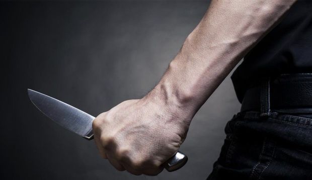 Azərbaycanda qətl: 16 yaşlı yeniyetmə dayısını öldürdü