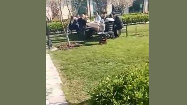 Göyçayda restoranda nişan mərasiminin keçirildiyi aşkarlandı - VİDEO