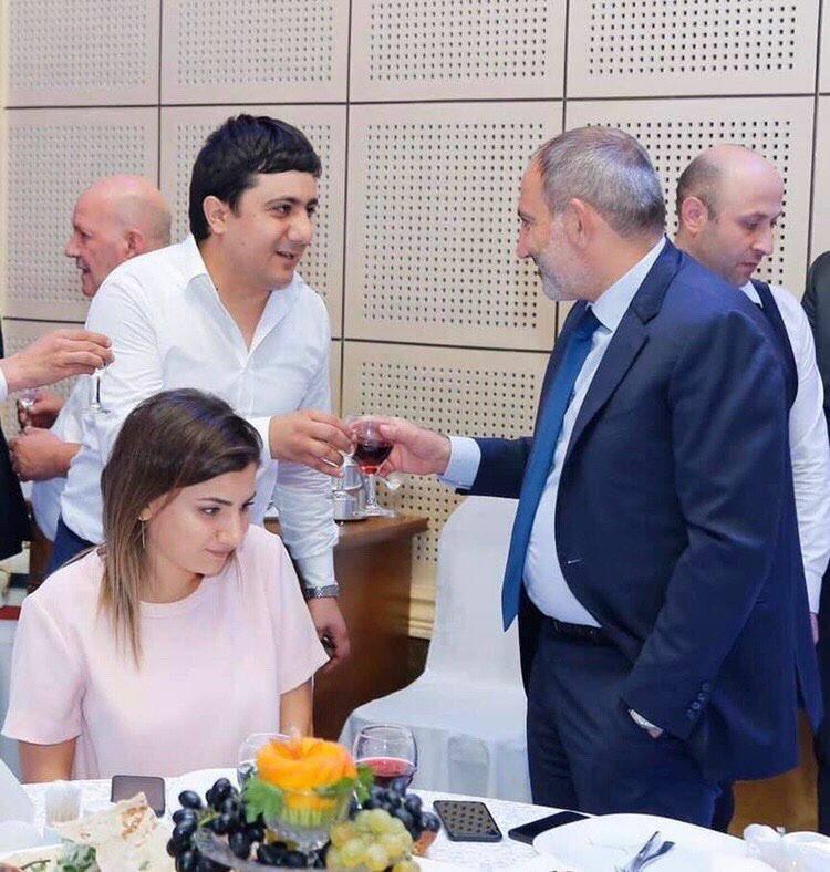 Paşinyanın partiya yoldaşı narkotik istifadə edərkən tutuldu