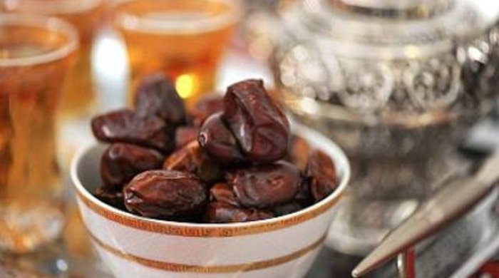 İftar süfrəsinin bu qayda ilə açılması TÖVSİYƏ EDİLİR
