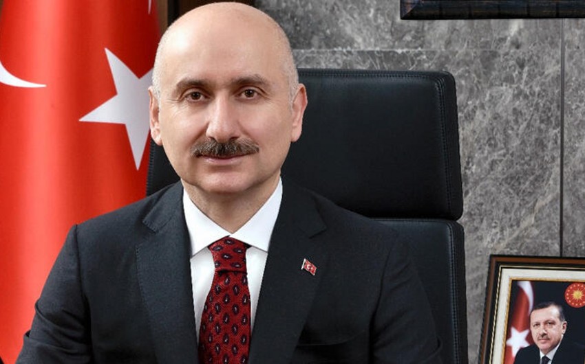 Adil Karaismailoğlu: "Süveyş kanalındakı qəza Orta Koridorun əhəmiyyətini ortaya qoydu