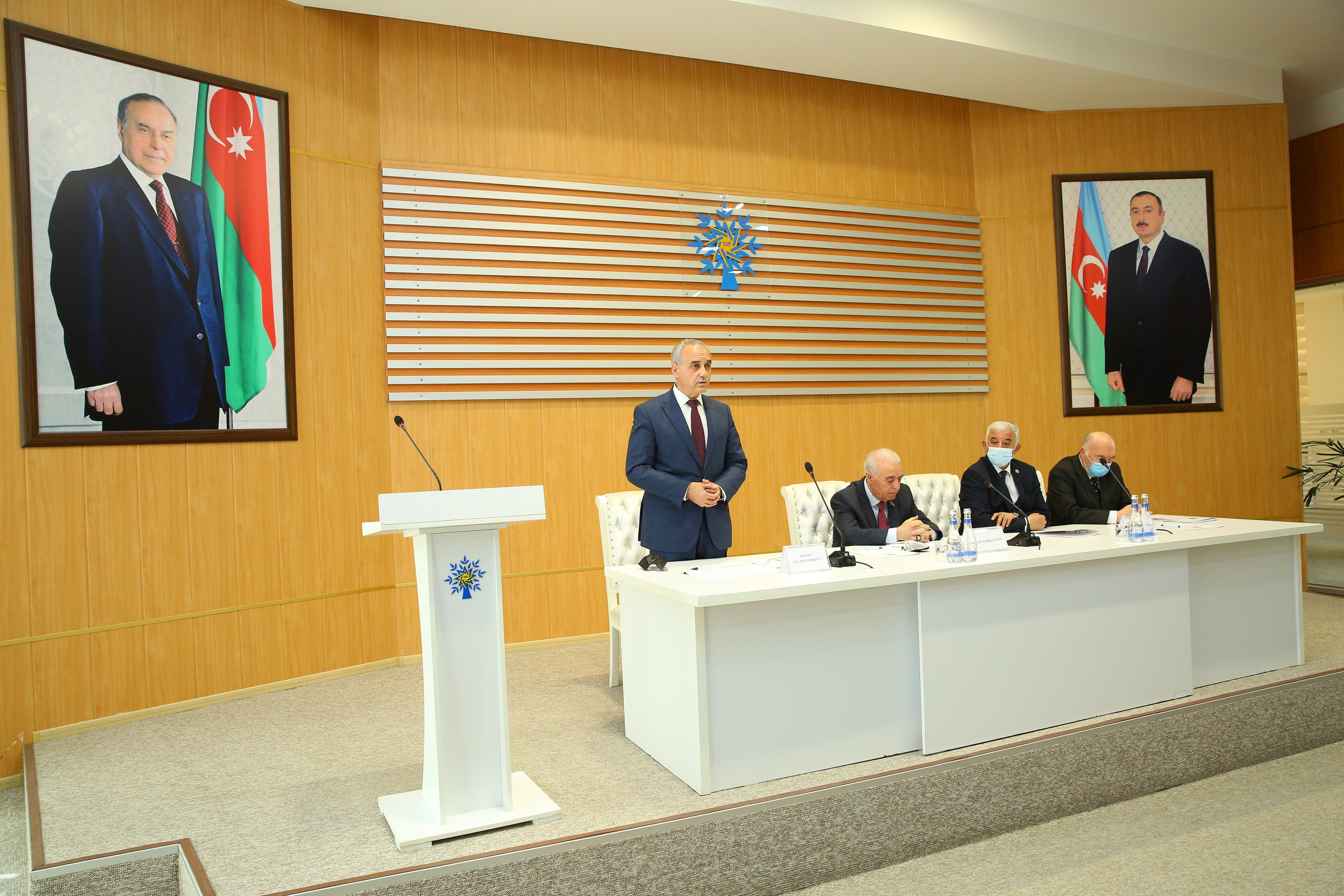 Binəqədi rayon Ağsaqqallar Şurasının konfransı keçirildi - FOTOLAR