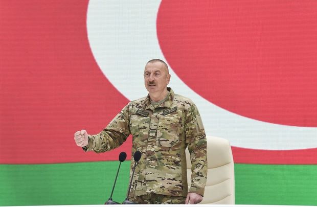 Prezident: "Bu günə qədər orada-burada sülənir tula kimi..."
