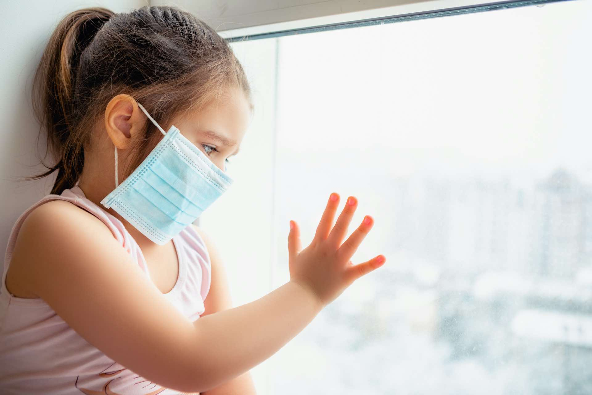 Uşaqlarda koronavirusa yoluxma riski - Baş pediatrdan mühüm açıqlama - VİDEO