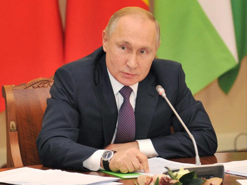 Putin vaksinin ikinci dozasını vurdurdu