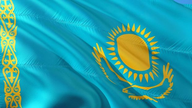 Qazaxıstan əhalisinə latın qrafikalı əlifba təqdim edildi