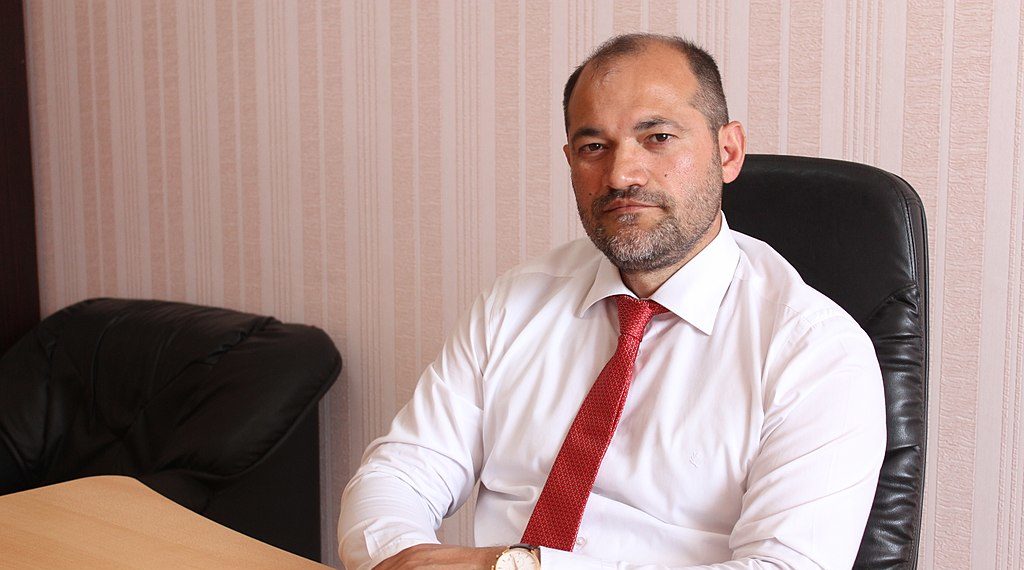 "Yoluxma azalsa, kinoteatrları, fitnes zallarını, məscidləri açmaq lazımdır" - Deputat