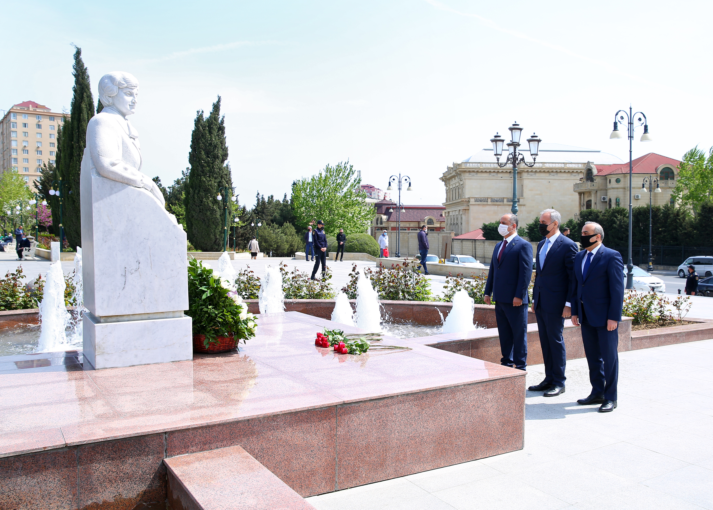 Binəqədidə Zərifə xanım Əliyevanın anadan olmasının 98-ci il dönümünə həsr olunmuş tədbir keçirildi