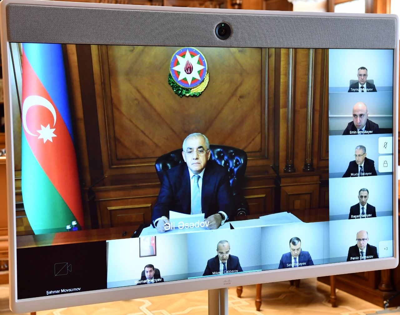 Baş nazir Əli Əsədovun sədrliyi ilə iclas keçirilib