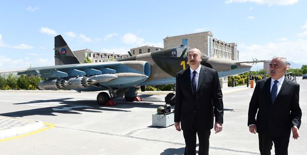 İlham Əliyev Naxçıvanda hərbi aerodromunun açılışında iştirak edib