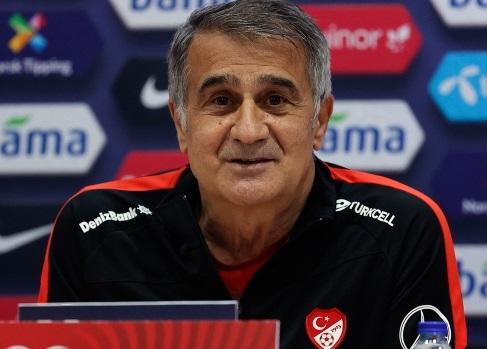 Şenol Güneş: "Azərbaycanı öz meydanımız kimi görürük"