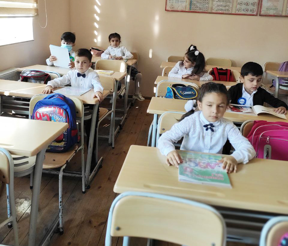 Məktəblərdə yaradılacaq günüuzadılmış qruplar pulsuz olacaq