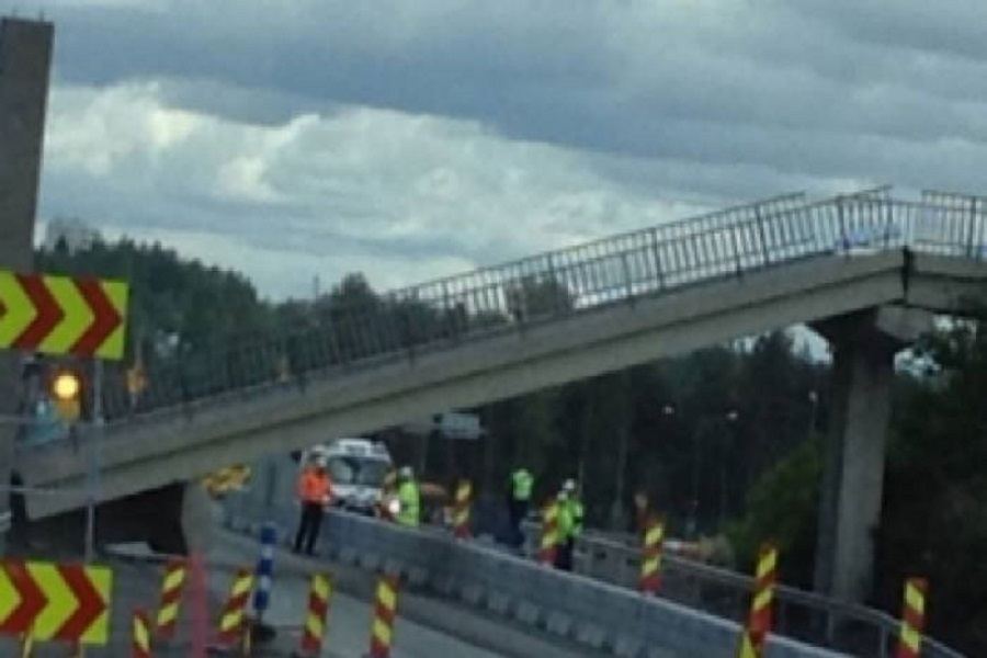Almaniyada piyada körpüsü çöküb, ölən və xəsarət alan var