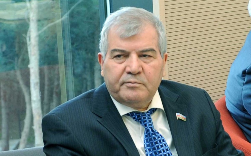 Prezident Sabir Rüstəmxanlını “Şöhrət” ordeni ilə təltif etdi