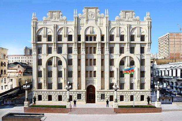 Deputatın qardaşı oğlu vətəndaşın maşınını qanunsuz axtarışa cəlb edib? - DİN-dən AÇIQLAMA
