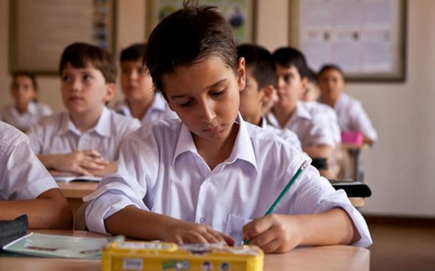 Azərbaycanda daha bir məktəb koronavirusa görə bağlandı
