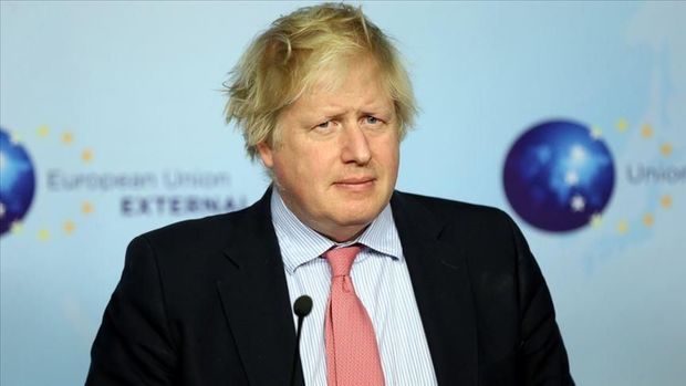 Boris Conson müsəlman qadınlardan üzr istədi