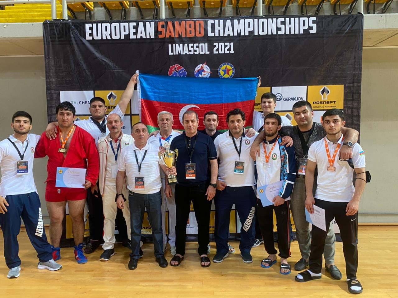 İdmançılarımız sambo üzrə Avropa çempionatında qalib oldular