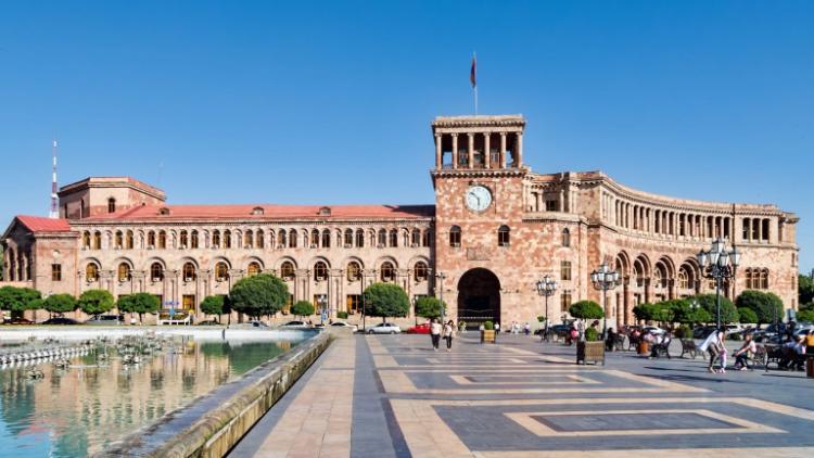 Ermənistan sərhəddəki vəziyyət ilə bağlı Rusiyanın təkliflərini məqbul hesab edib