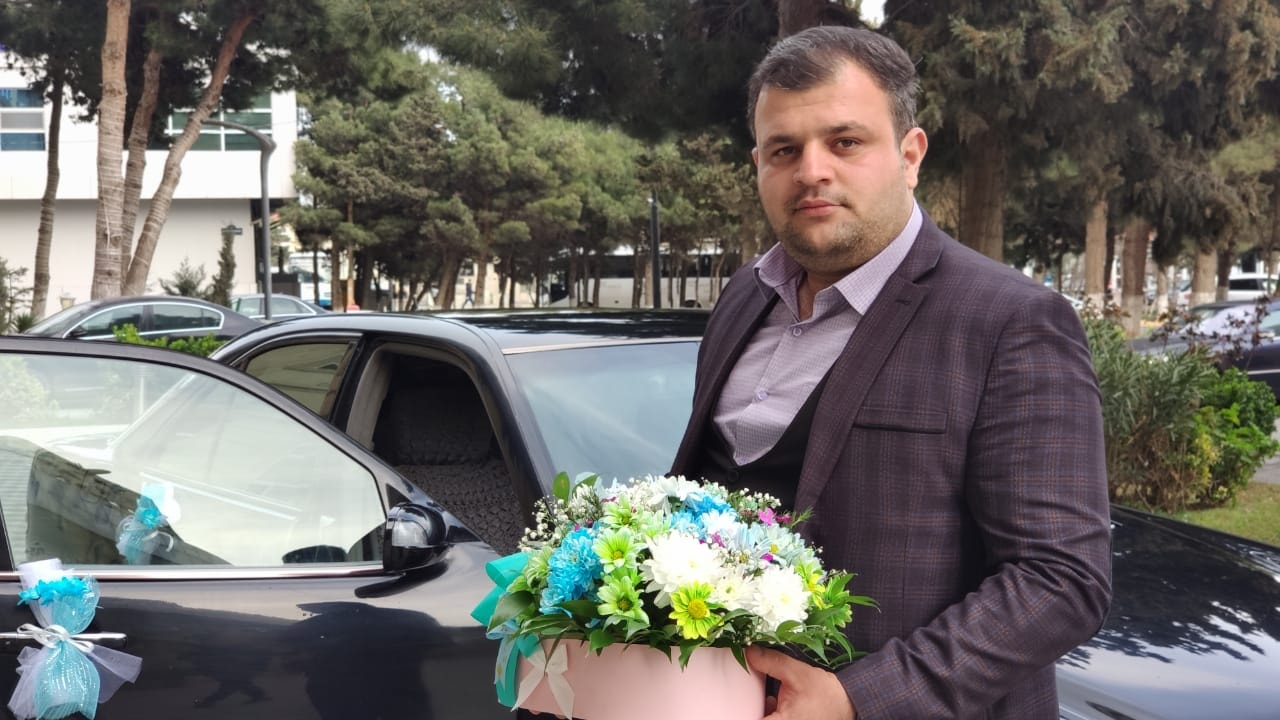 Kəlbəcərdə minaya düşərək şəhid olan operatorla vida mərasimi keçirilir