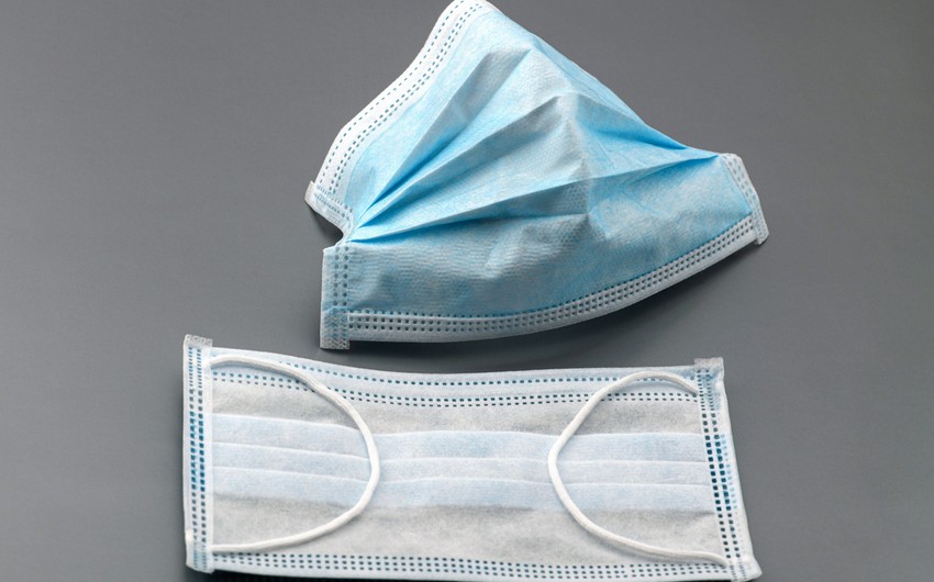 Azərbaycanda bələdiyyə sədri maskaya görə cərimələndi