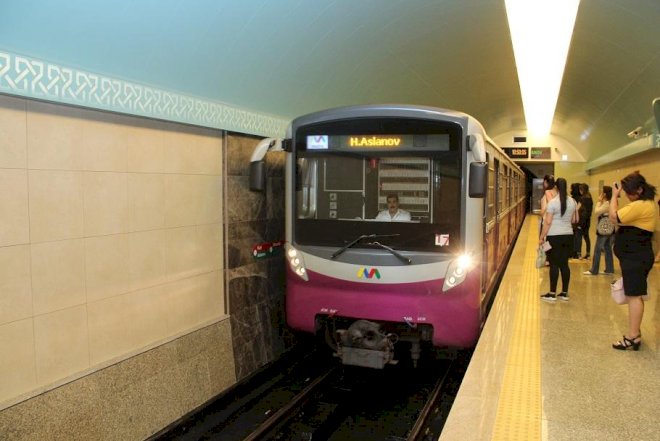 Bakı metrosu iyunda hər gün işləyəcək