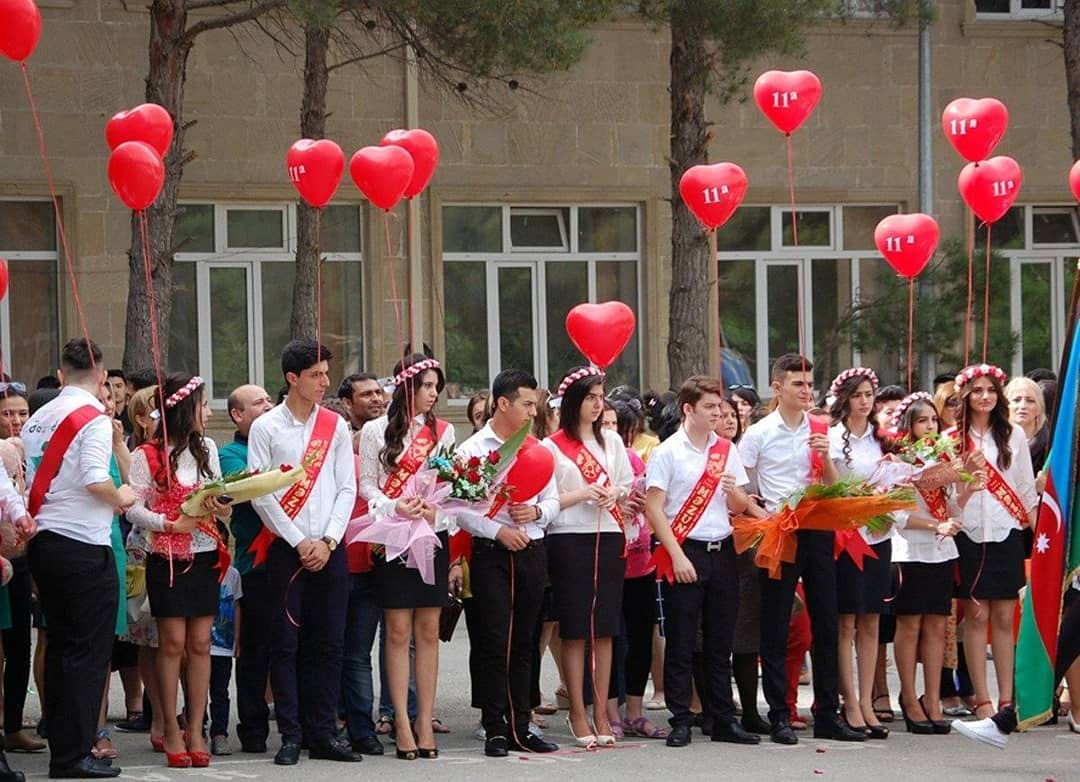 DİN məktəb məzunlarına və valideynlərə müraciət etdi