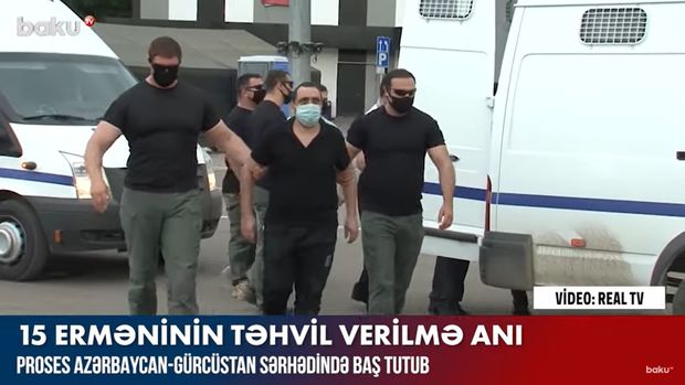 15 erməni hərbçinin təhvil verilmə anı – VİDEO