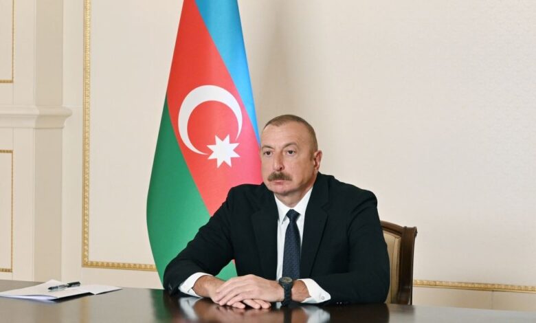 İlham Əliyev İranın yeni seçilən prezidentini təbrik etdi