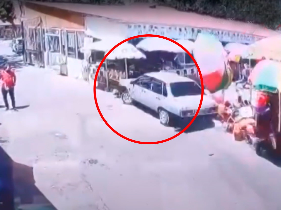 Azərbaycanda maşın bazara girdi: xəsarət alanlar var - ANBAAN VİDEO