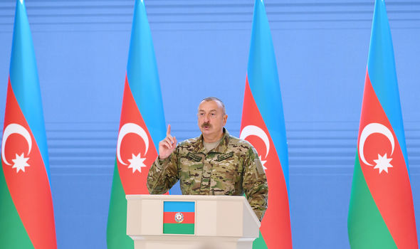 İlham Əliyev Azərbaycan Ordusunun şəxsi heyəti ilə görüşdü - FOTO