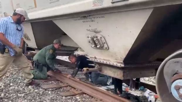 ABŞ-ın Meksika ilə sərhədində miqrasiya böhranı dərinləşir – VİDEO